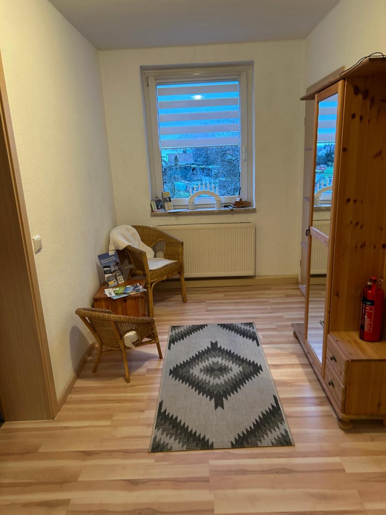 Elsterheide Gelbes Haus Seenland Ferienwohnungen Xl חדר תמונה