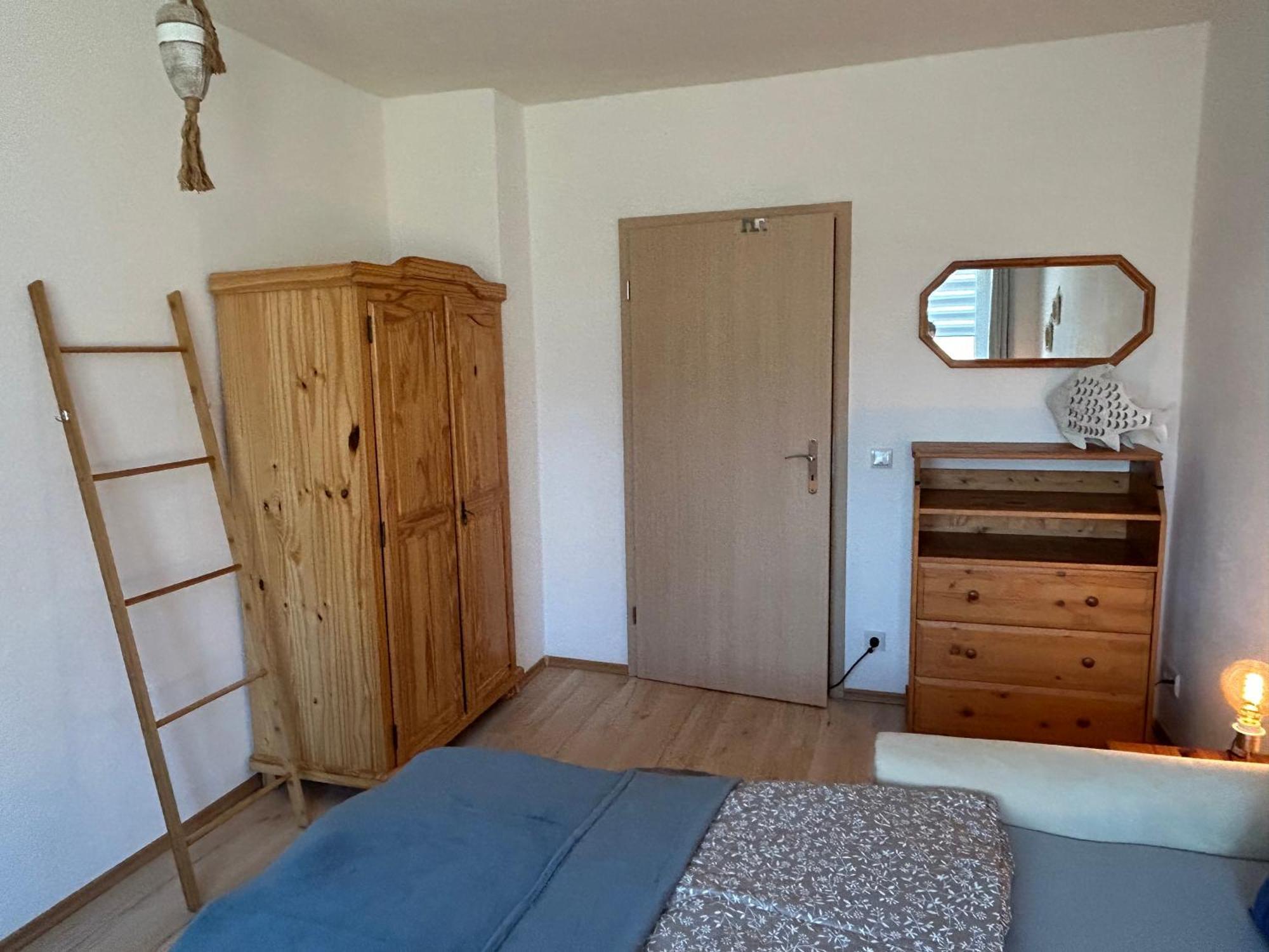 Elsterheide Gelbes Haus Seenland Ferienwohnungen Xl חדר תמונה